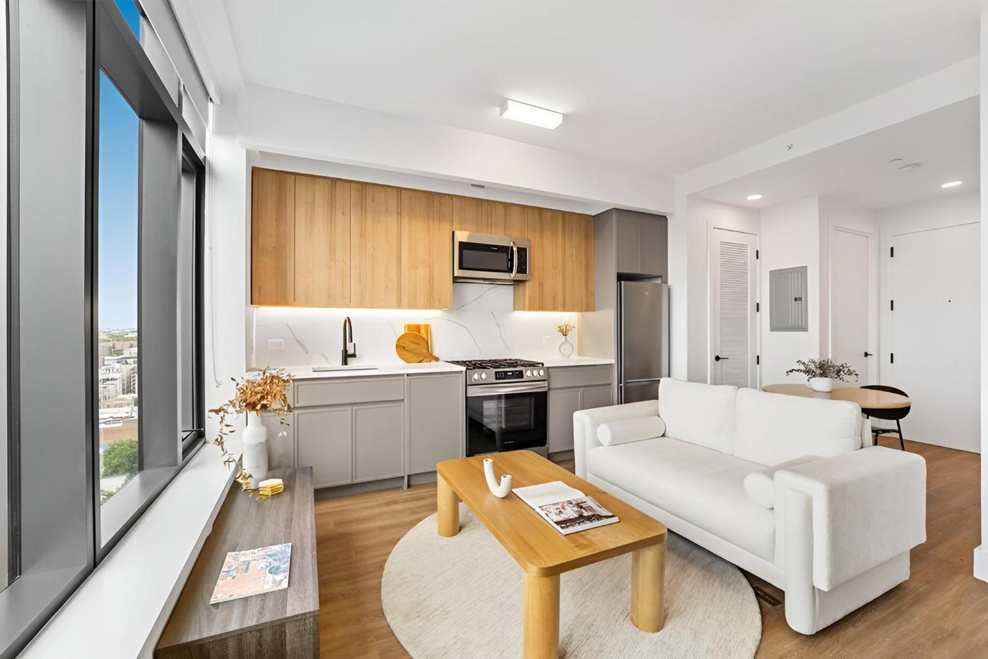 Appartamento Posh Studio With Luxe Amenities In Prime Location! New York Esterno foto